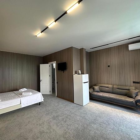 Elite Hotel Koboeleti Buitenkant foto