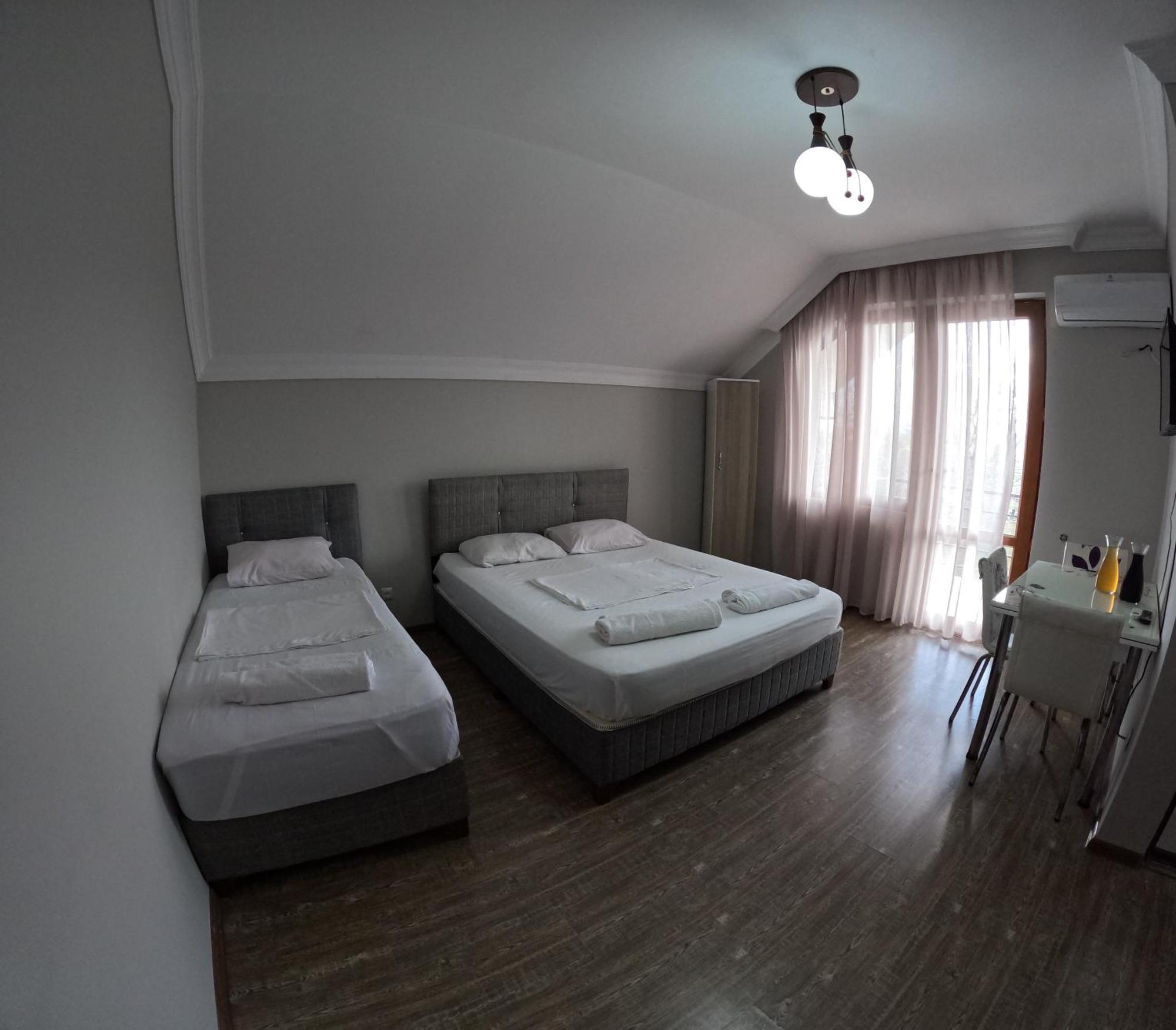Elite Hotel Koboeleti Buitenkant foto