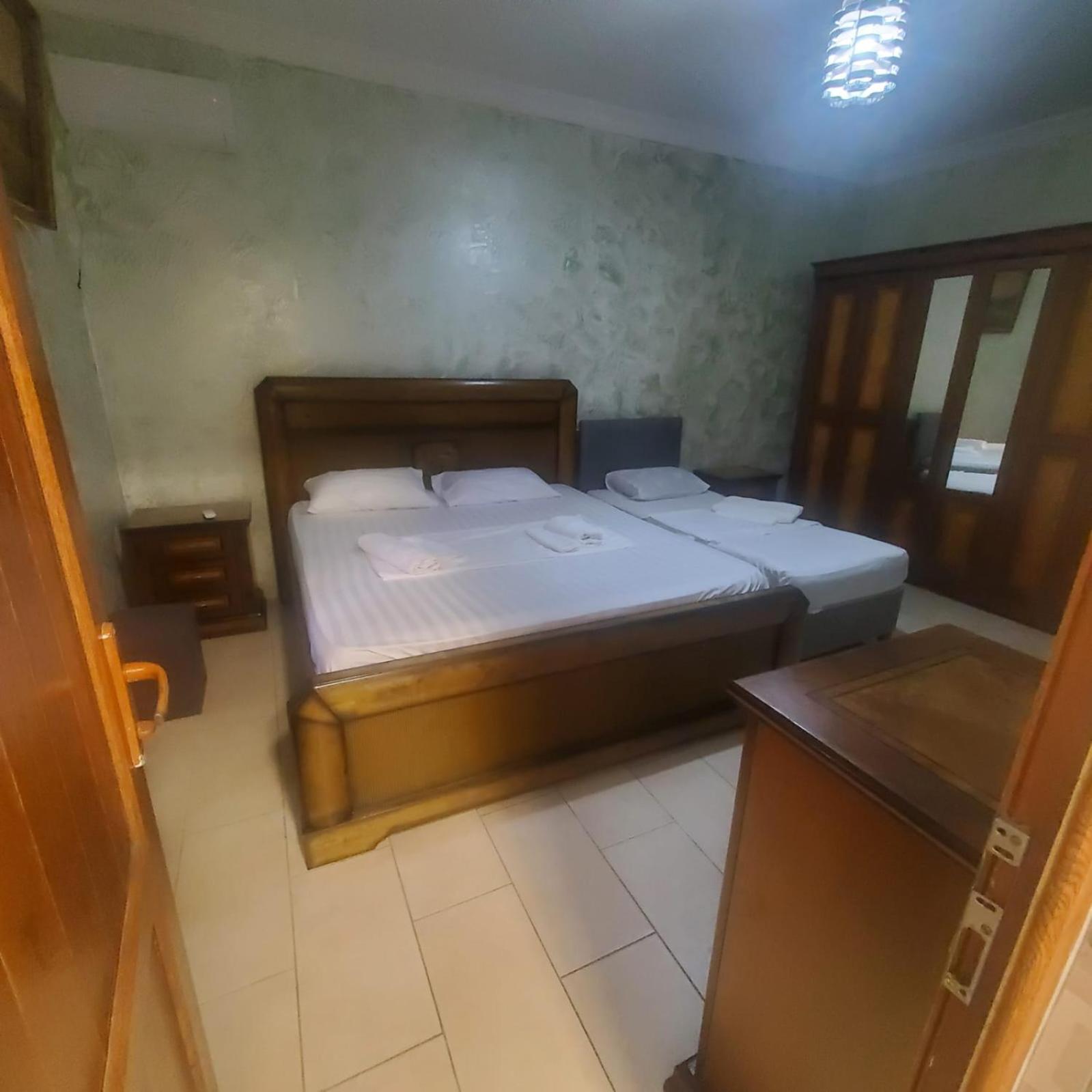 Elite Hotel Koboeleti Buitenkant foto
