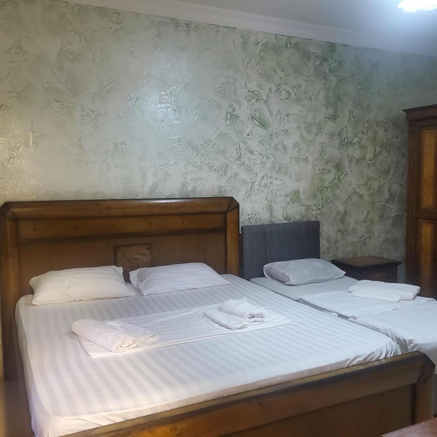 Elite Hotel Koboeleti Buitenkant foto